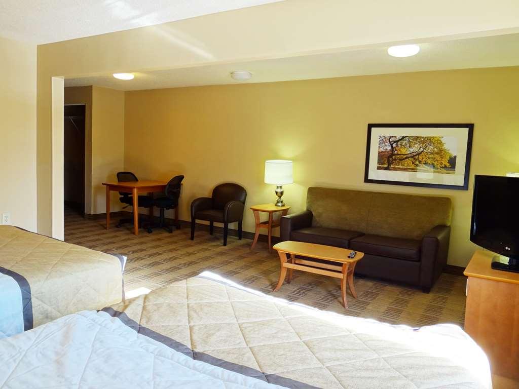 Hotel Extended America - Charleston - Northwoods Blvd 2*