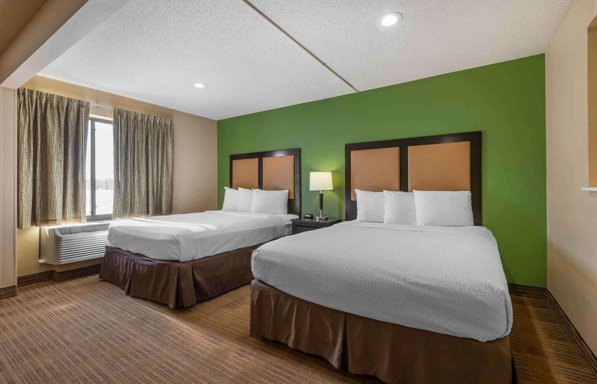 Hotel Extended America - Charleston - Northwoods Blvd 2*