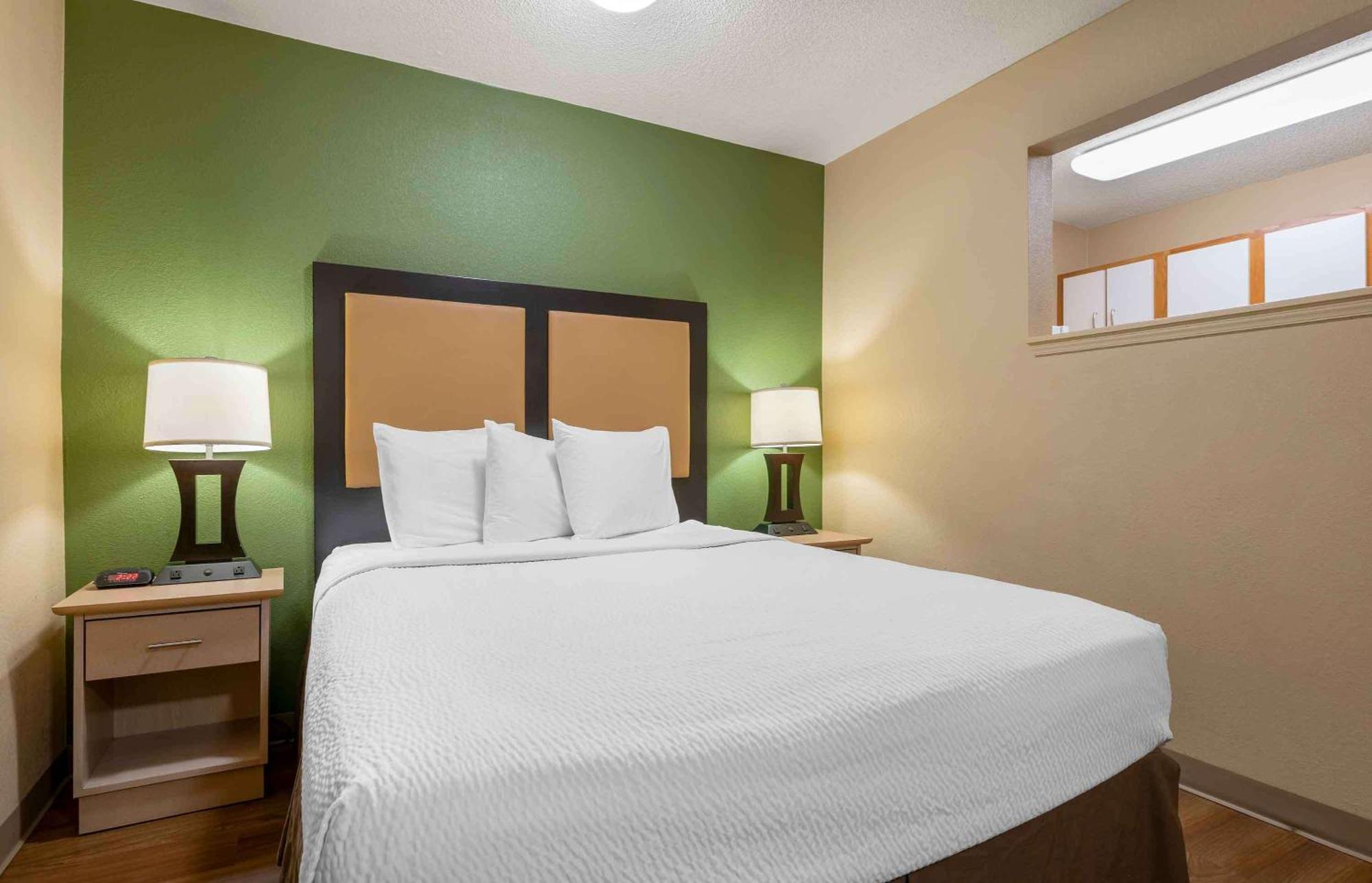 Extended America - Charleston - Northwoods Blvd 2* North Charleston