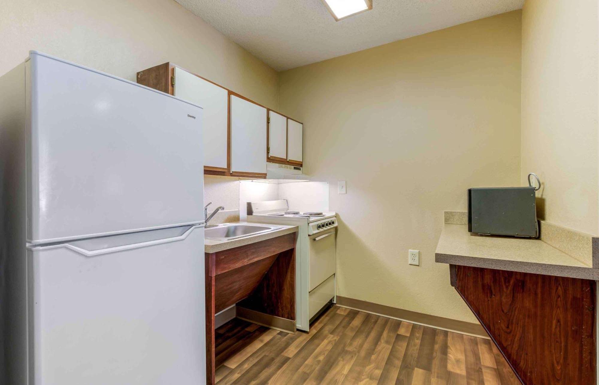 Hotel Extended America - Charleston - Northwoods Blvd